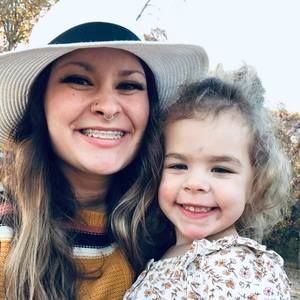 Meet your Posher, Raegan